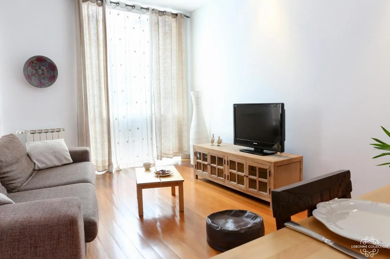 Comfort Apartment With Balcony By Lovelystay Лиссабон Португалия